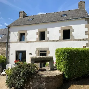 Longère De Kervéguen Argoat Hébergement de vacances Leuhan